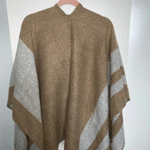 Women's Blanket Shawl Wrap Poncho Open Front Cape Brown Grey Fall Neutral - Picture 13 of 16